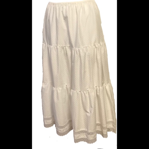 Vintage Dresses & Skirts - Vintage 1970s Lace Polka Dotted Ruffle Skirt White
